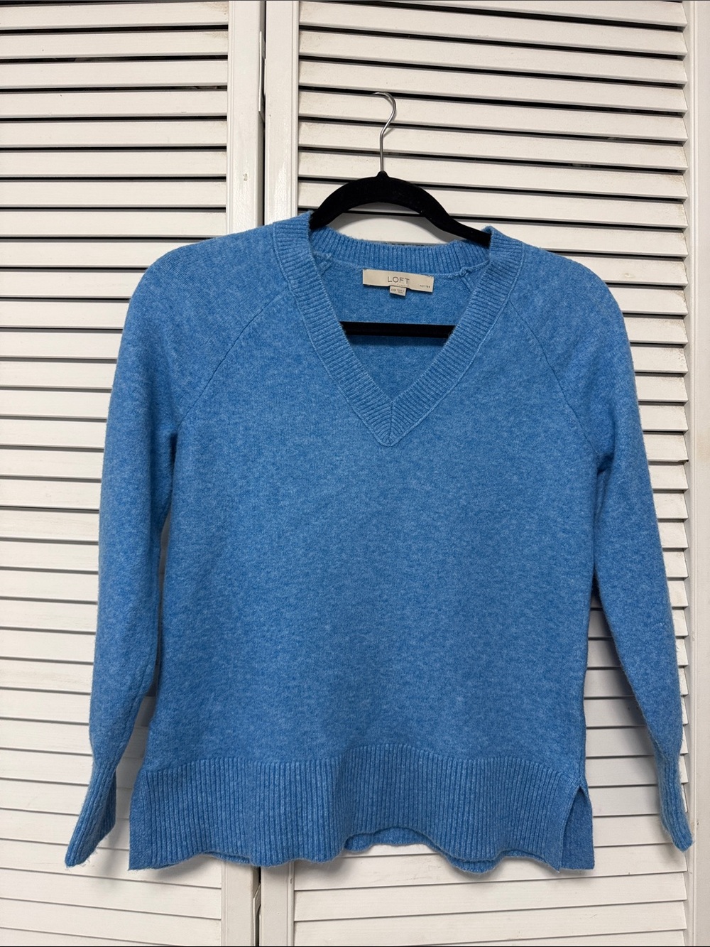 LOFT Sky Blue V-Neck Knit Sweater SZ XXSP